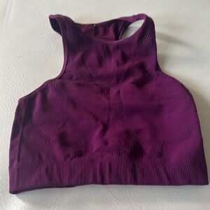 Size medium sports bra fabletics never been worn